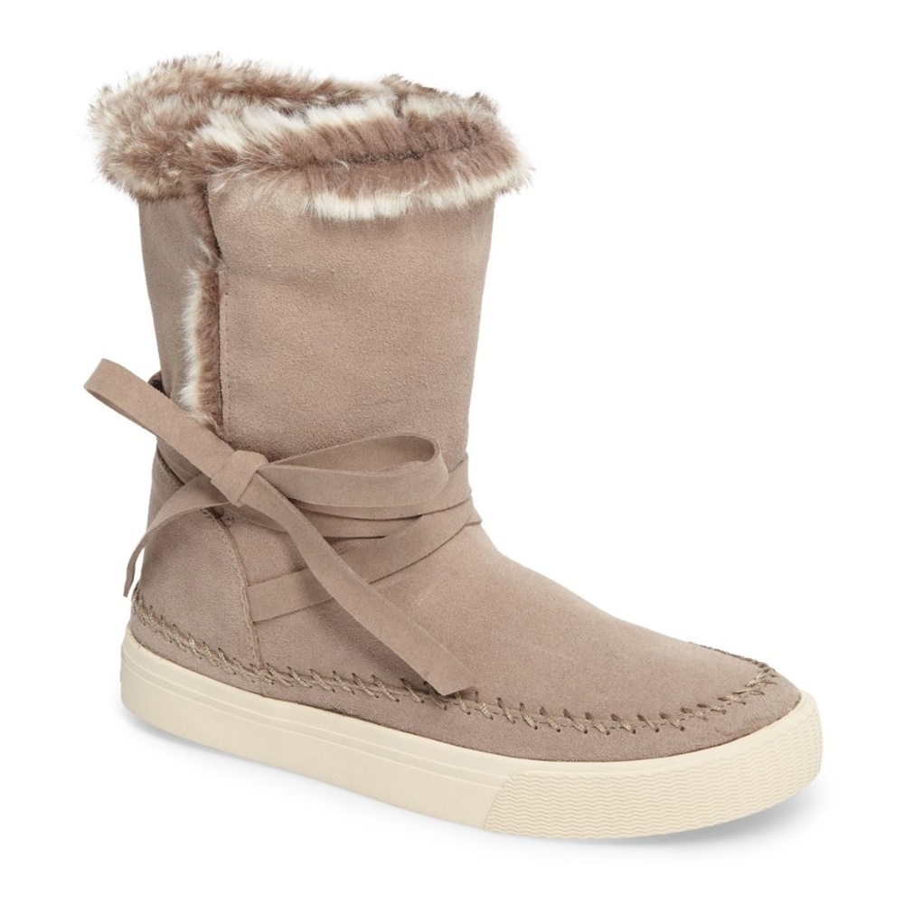 🌹TOMS Vista Faux Fur Lined Suede Boots🌹